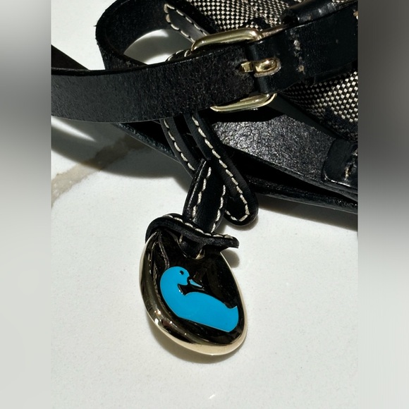 90s Vintage Dooney & Bourke Crossbody - Picture 6 of 8